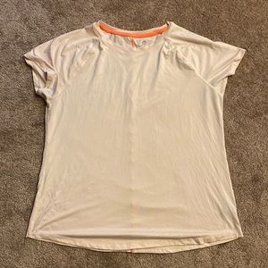 Like new! Light pink womens gym shirt size L